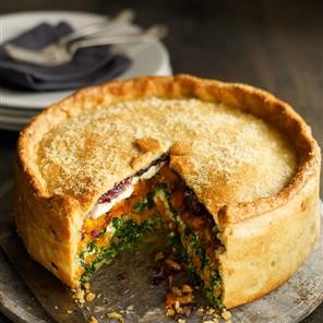 Butternut squash, spinach and goat's cheese pie with cheesy pastry