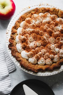 Butterscotch apple pie
