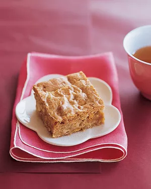 Butterscotch-cashew blondies