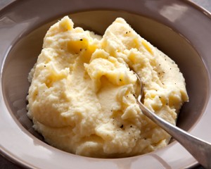 Buttery buttermilk mashed potatoes