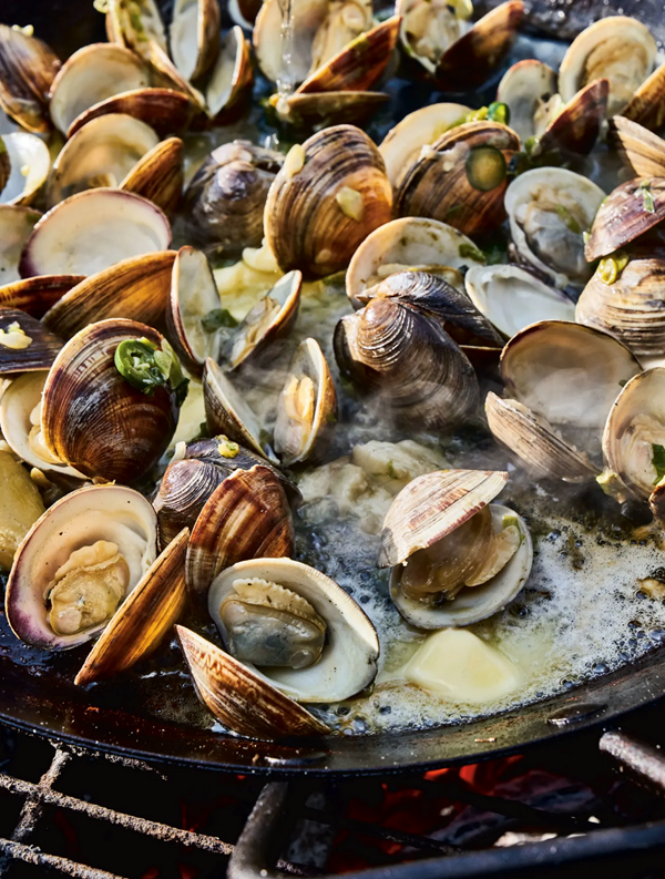Buttery pan clams with ginger and scallions