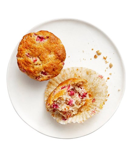 Buttery rhubarb muffins