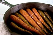 Buttery roasted carrots