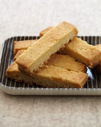 Buttery vanilla shortbread