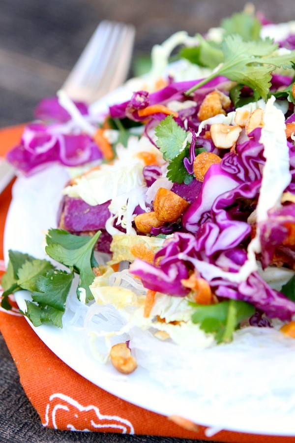 Cabbage and carrot salad with peanut sauce