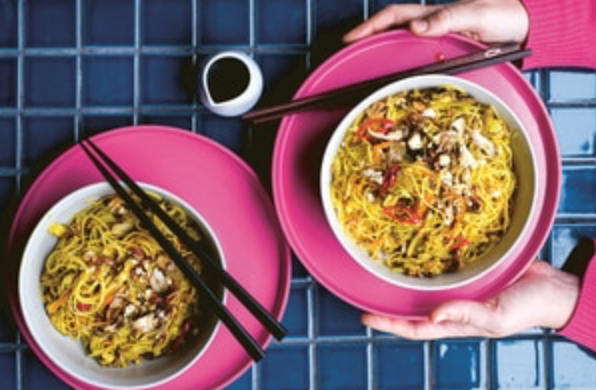 Cabbage curry noodles