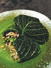 Cabbage rolls with caraway & hazelnut