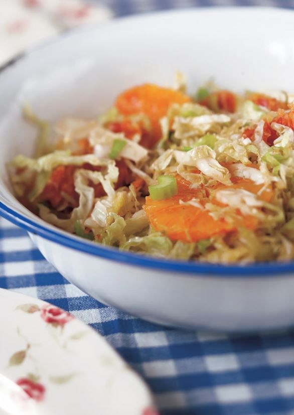 Cabbage salad with oranges and lemons