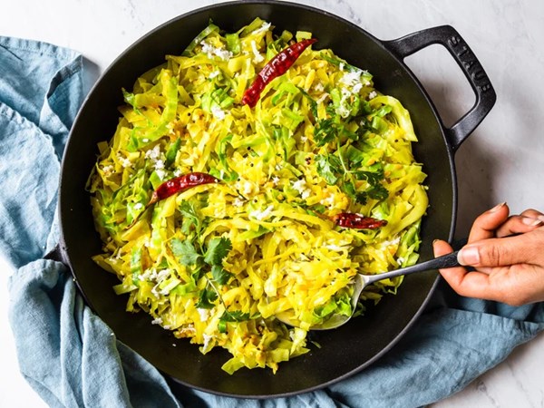 Cabbage stir-fry (Poriyal)