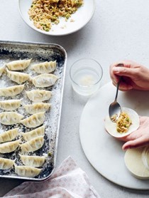 Cabbage, tofu and kimchi dumplings (Há cảo chay)