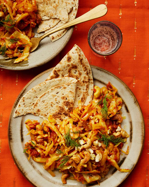 Cabbage with tomatoes and cashews