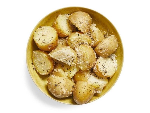 Cacio e pepe potatoes