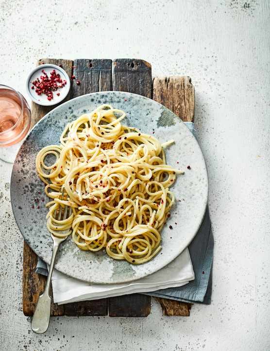 Cacio e pepe rosso