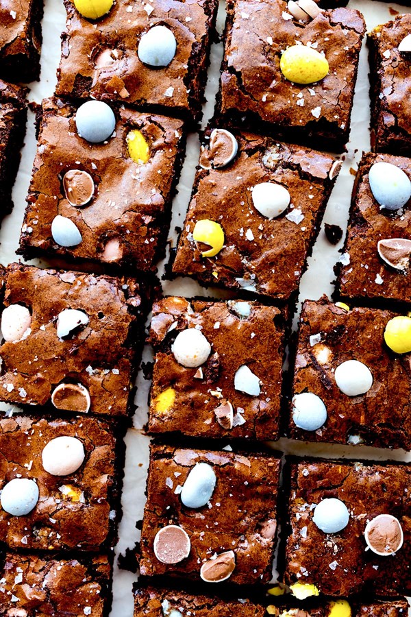 Cadbury Egg brownies