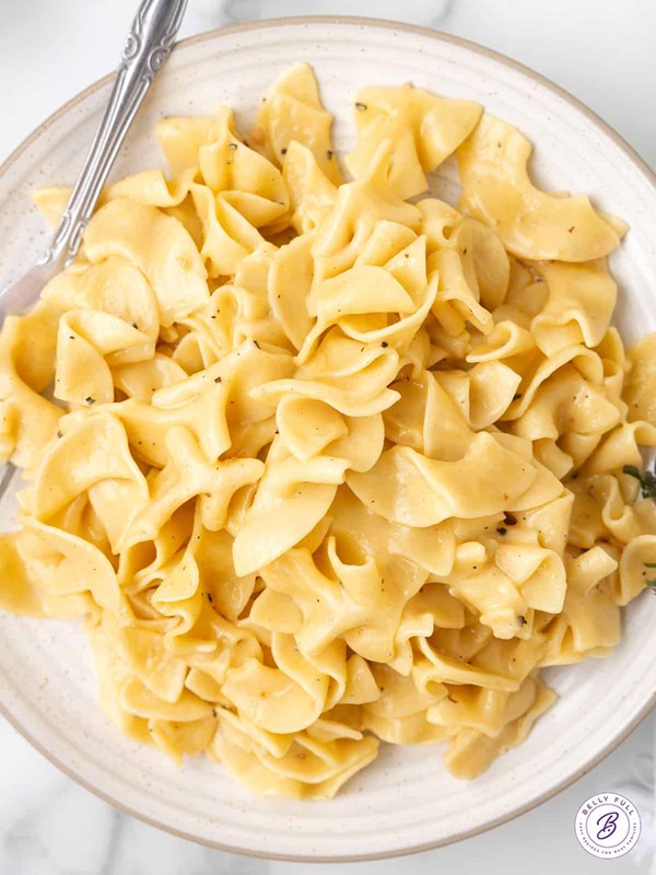 Cafeteria noodles
