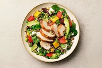 Cajun chicken with mango & quinoa