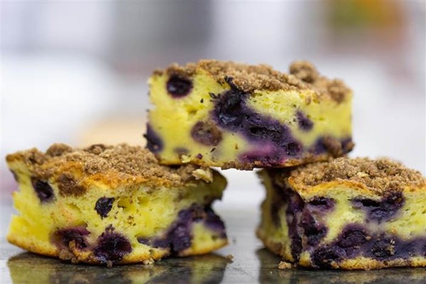 Cake-mix coffee cake