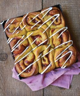 Calabaza squash cinnamon rolls
