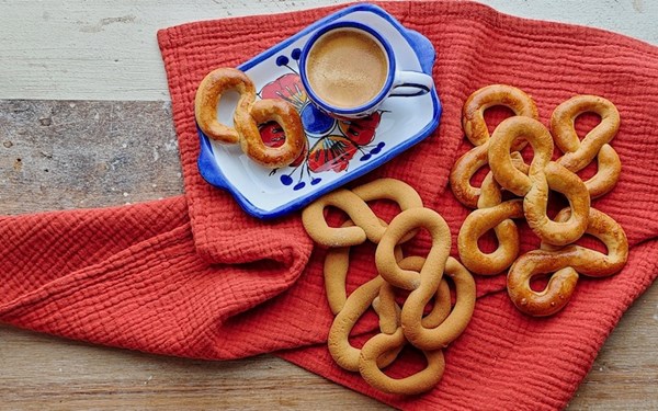 Calabrian honey biscuits (Mostaccioli Calabrese)
