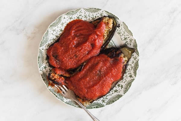 Calabrian stuffed aubergines (Melanzane ripiene)