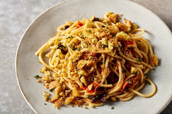 Calabrian-style pasta with anchovies, tomatoes and toasted breadcrumbs