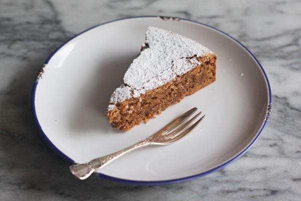 Calabrian walnut cake (Torta di noci)