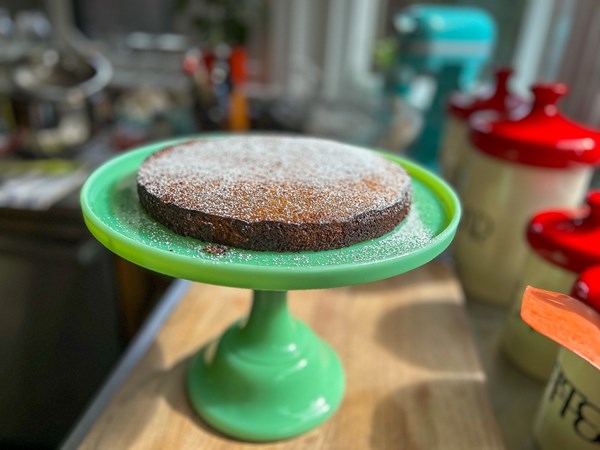 Calabrian walnut cake (Torta di noci)