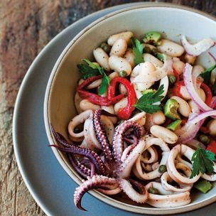 Calamari & white bean salad