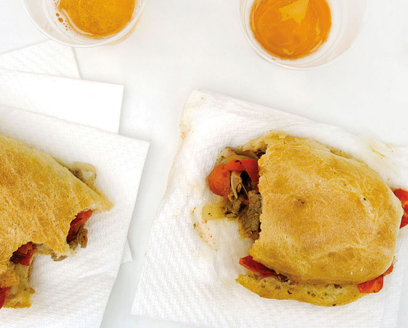Calf's liver, caramelized onion, and tomato sandwiches (Fegato alla macellara)