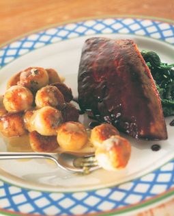 Calves' liver steak with blue cheese dumplings and blue cheese butter sauce