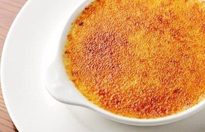 Cambridge burnt cream with sable biscuits
