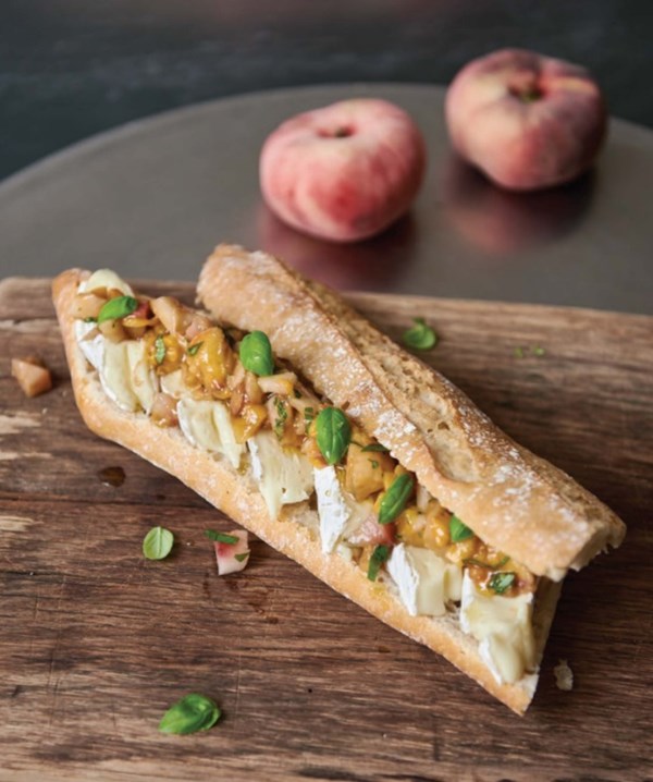 Camembert baguette with quick peach-basil chutney