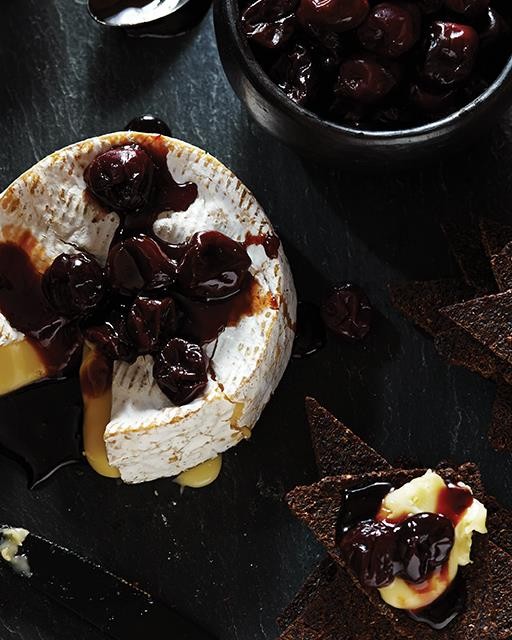 Camembert with black cherry compote & pumpernickel toasts