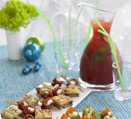 Campari and blood orange fizz