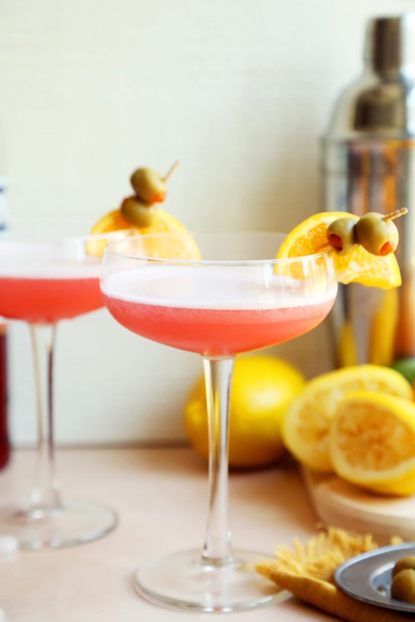 Campari gin sour