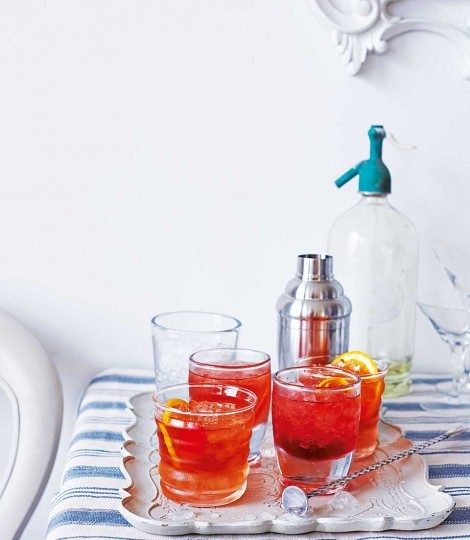 Campari whiskey cocktail