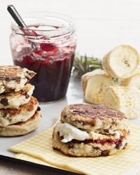 Campfire biscuit s'mores
