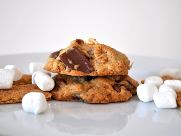 Campfire cookies
