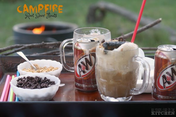 Campfire root beer floats