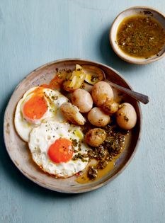 Canarian salt-wrinkled potatoes with mojo verde