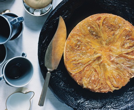 Candied-fennel-topped lemon cake