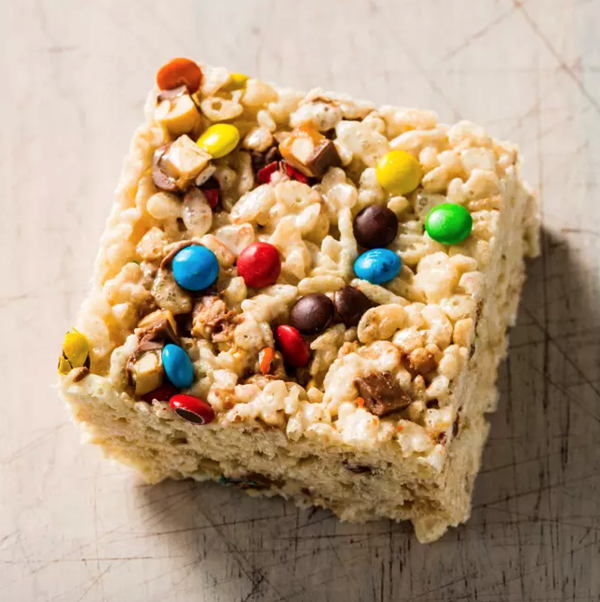 Candy bar crispy rice cereal treats