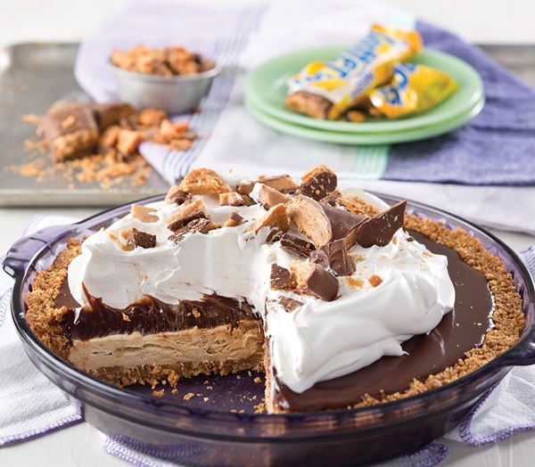 Candy bar pie