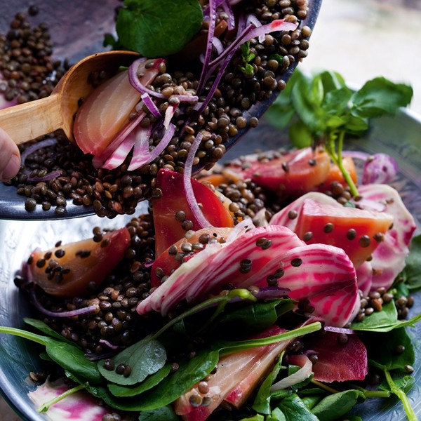 Candy beetroot with lentils and yuzu 