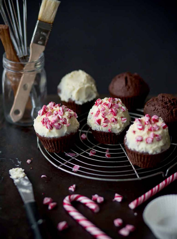 Candy cane cupcakes