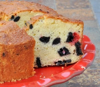 Candy cane oreo pound cake