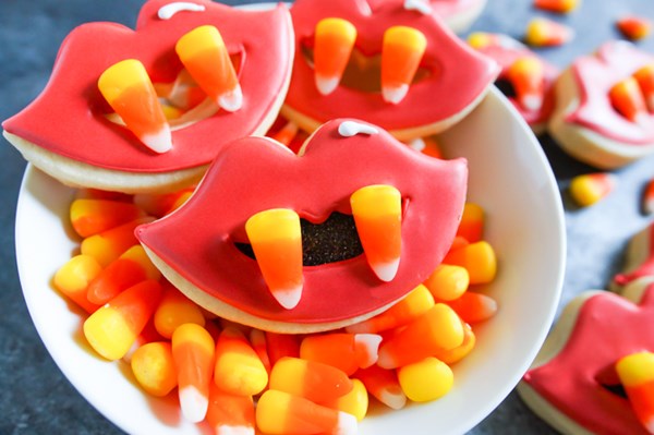 Candy corn fang Halloween cookies