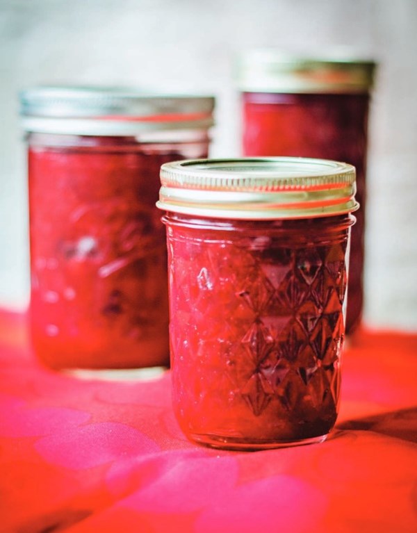 Canned cherries