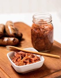 Canned sweet and tangy slaw