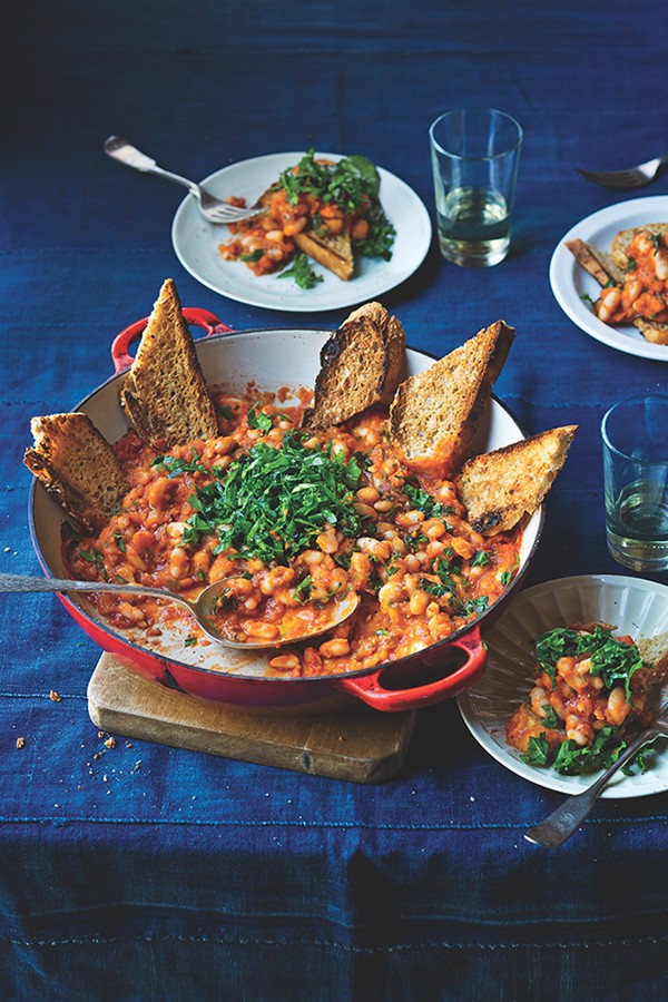 Cannellini bean tartine